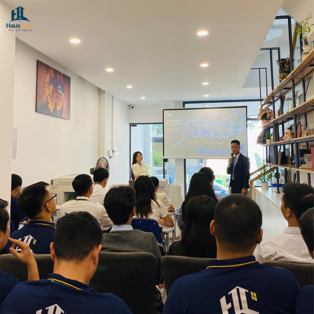Đào tạo chuyên sâu, cập nhật thông tin mới về căn hộ Orchard Hill