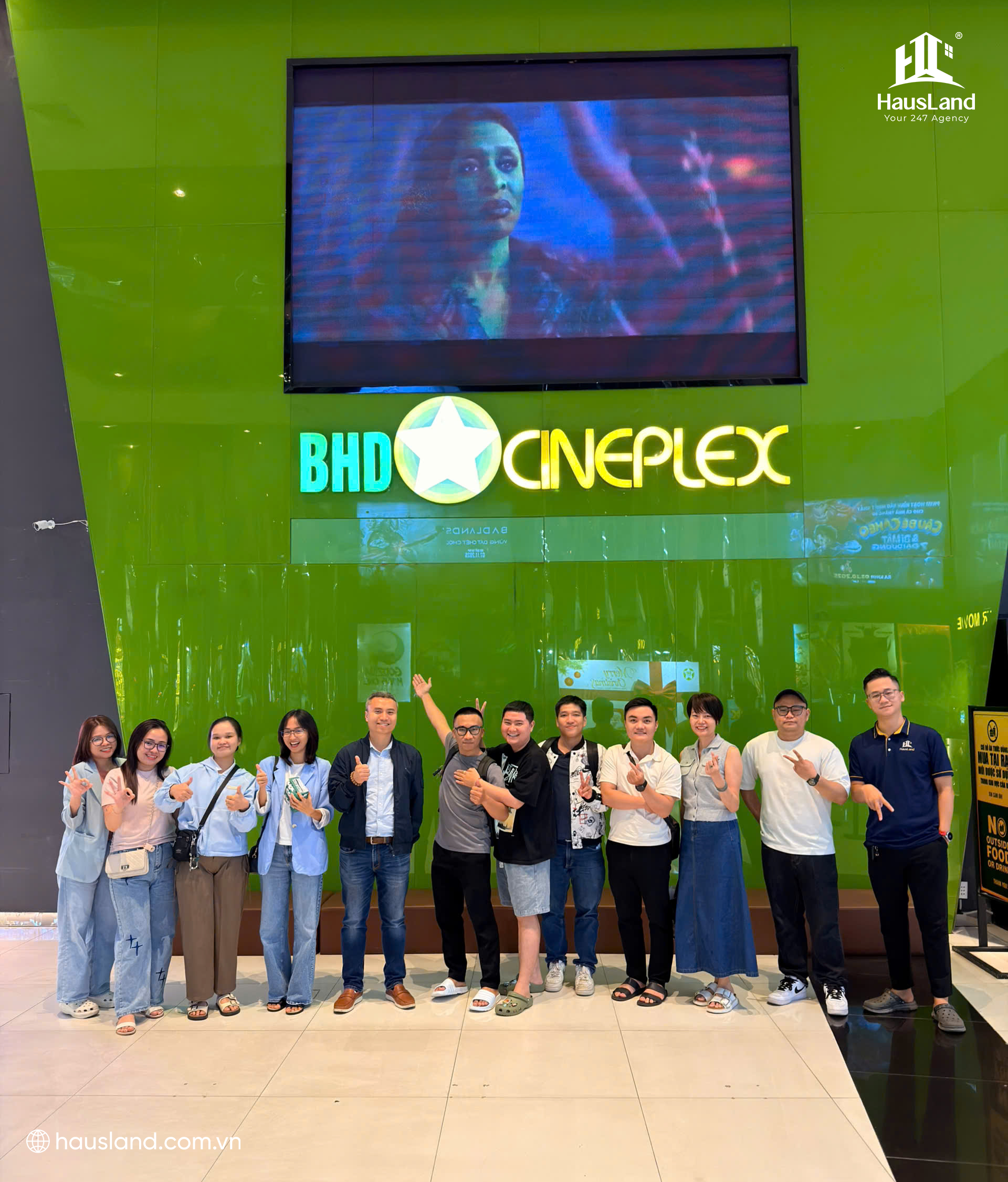 HausLand Movie Night: Gắn kết nội bộ hàng tháng 3 HausLand Movie Night: Gắn kết nội bộ hàng tháng
