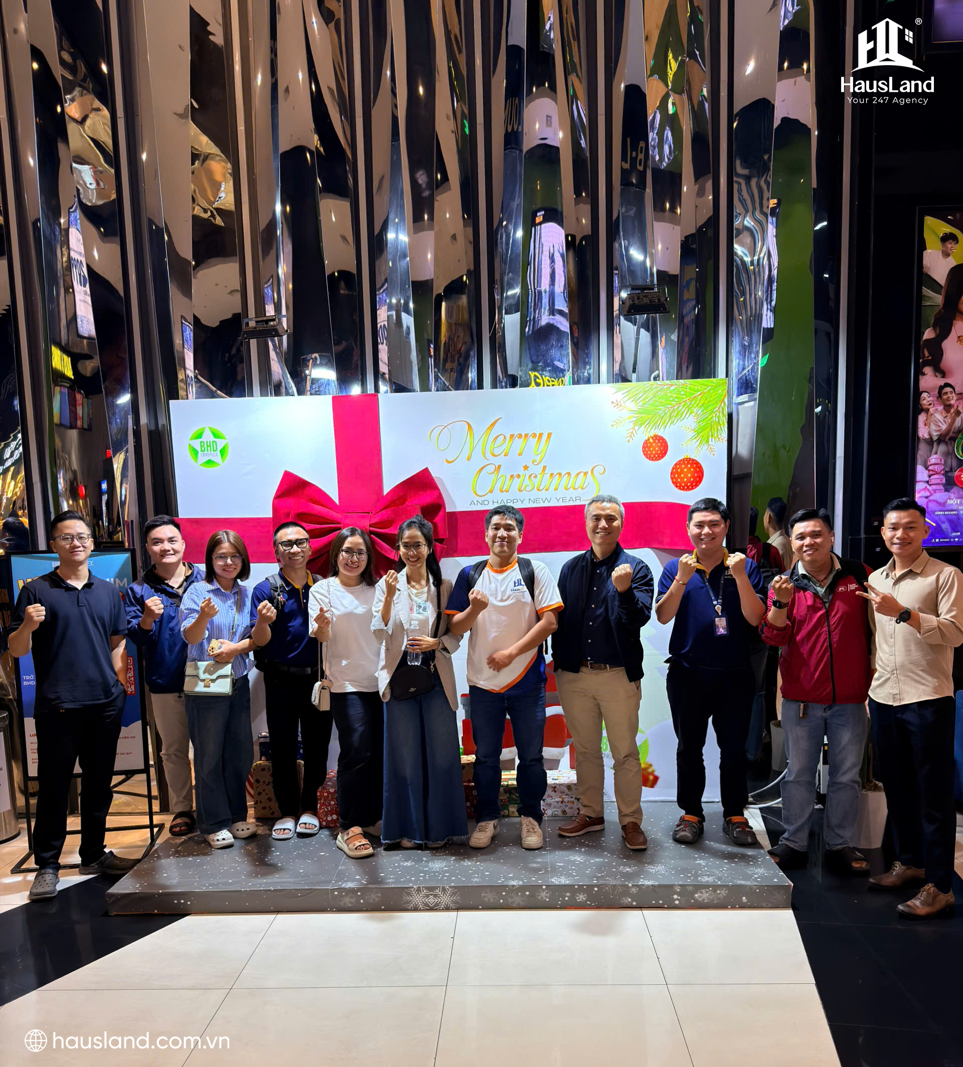 HausLand Movie Night: Gắn kết nội bộ hàng tháng 4 HausLand Movie Night: Gắn kết nội bộ hàng tháng