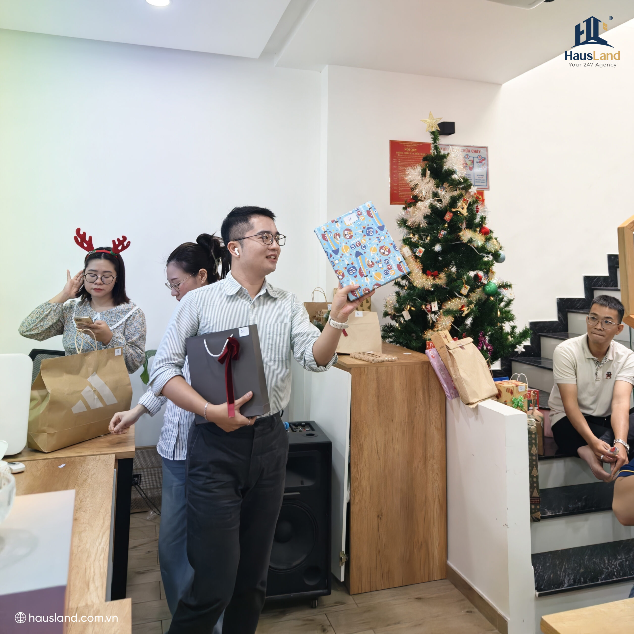 Noel ấm áp tại HausLand: Văn hoá doanh nghiệp được nuôi dưỡng từ những điều giản dị 3 Hoạt động Noel nội bộ