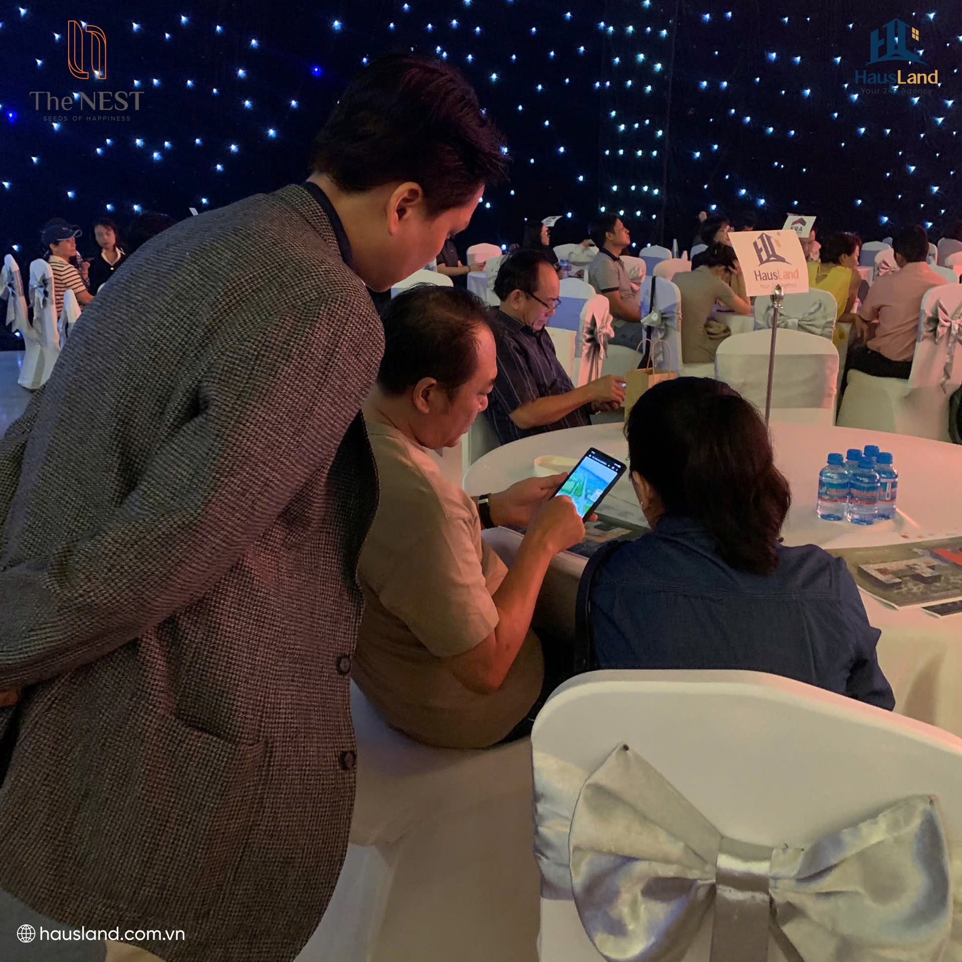 EAST Tower chính thức ra mắt – Mảnh ghép cuối cùng hoàn thiện MIDORI PARK The NEST 15 Khoảnh khắc HausLand tại sự kiện ra mắt EAST TOWER