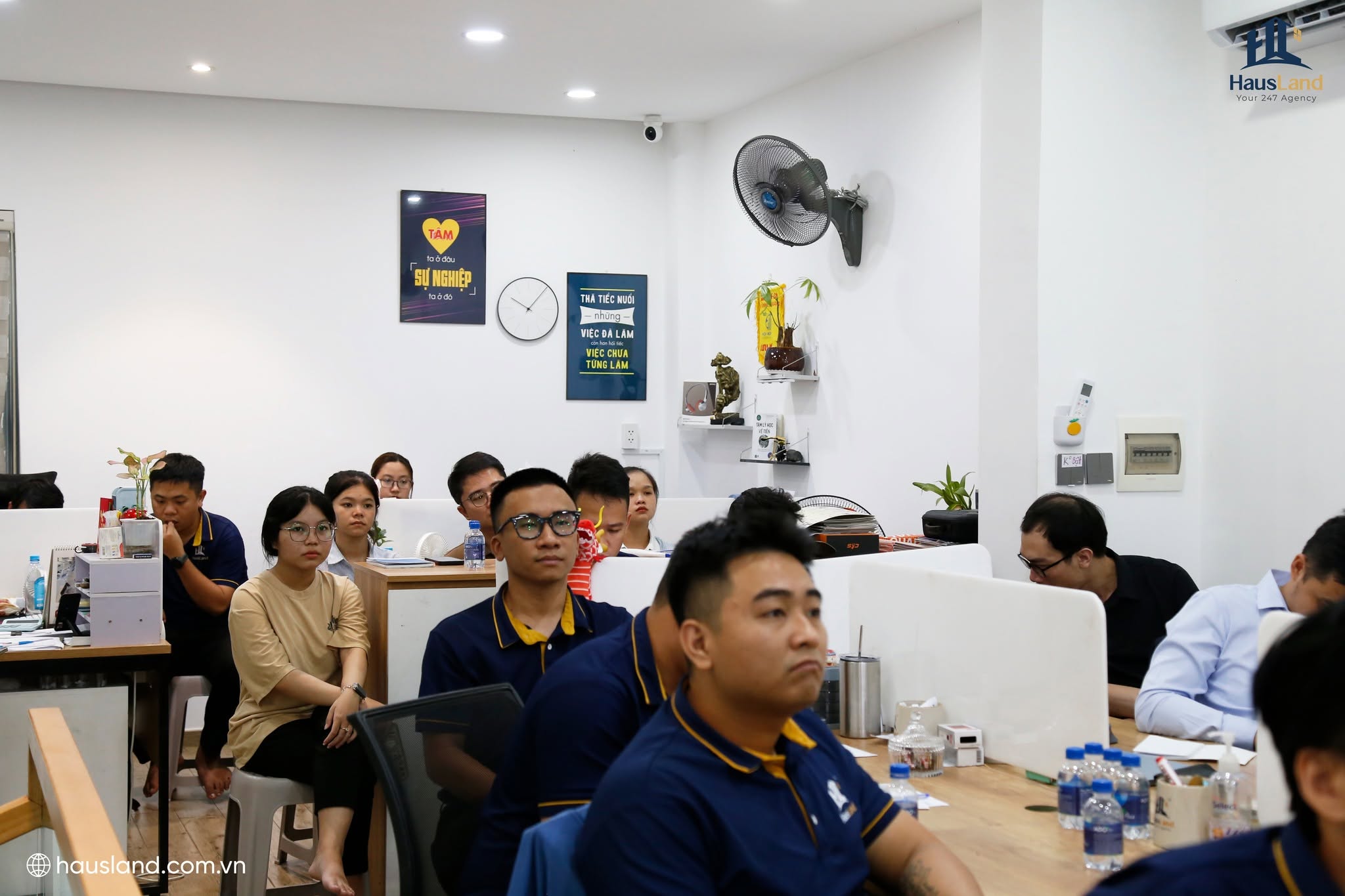 HausLand nhìn lại hành trình 06 năm phát triển: Gắn kết nội lực – Bứt phá thành công 23 Chương trình tổng kết 6 tháng đầu năm