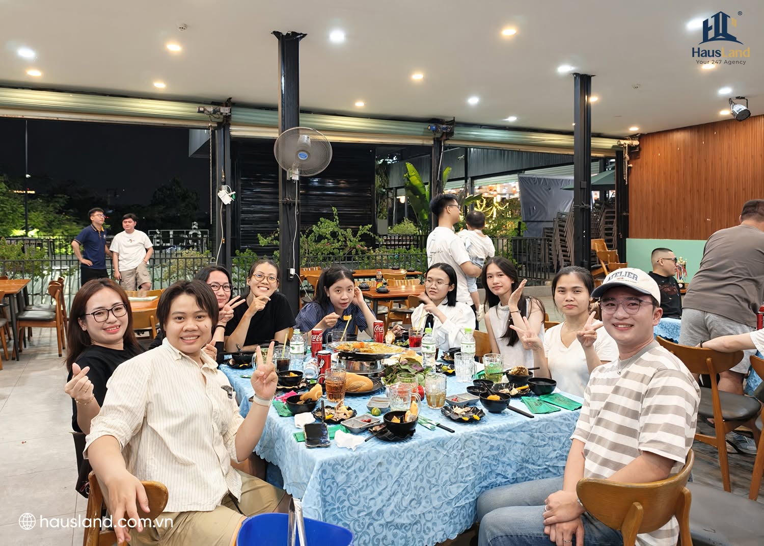 HausLand nhìn lại hành trình 06 năm phát triển: Gắn kết nội lực – Bứt phá thành công 4 Tiệc kỷ niệm 6 năm thành lập