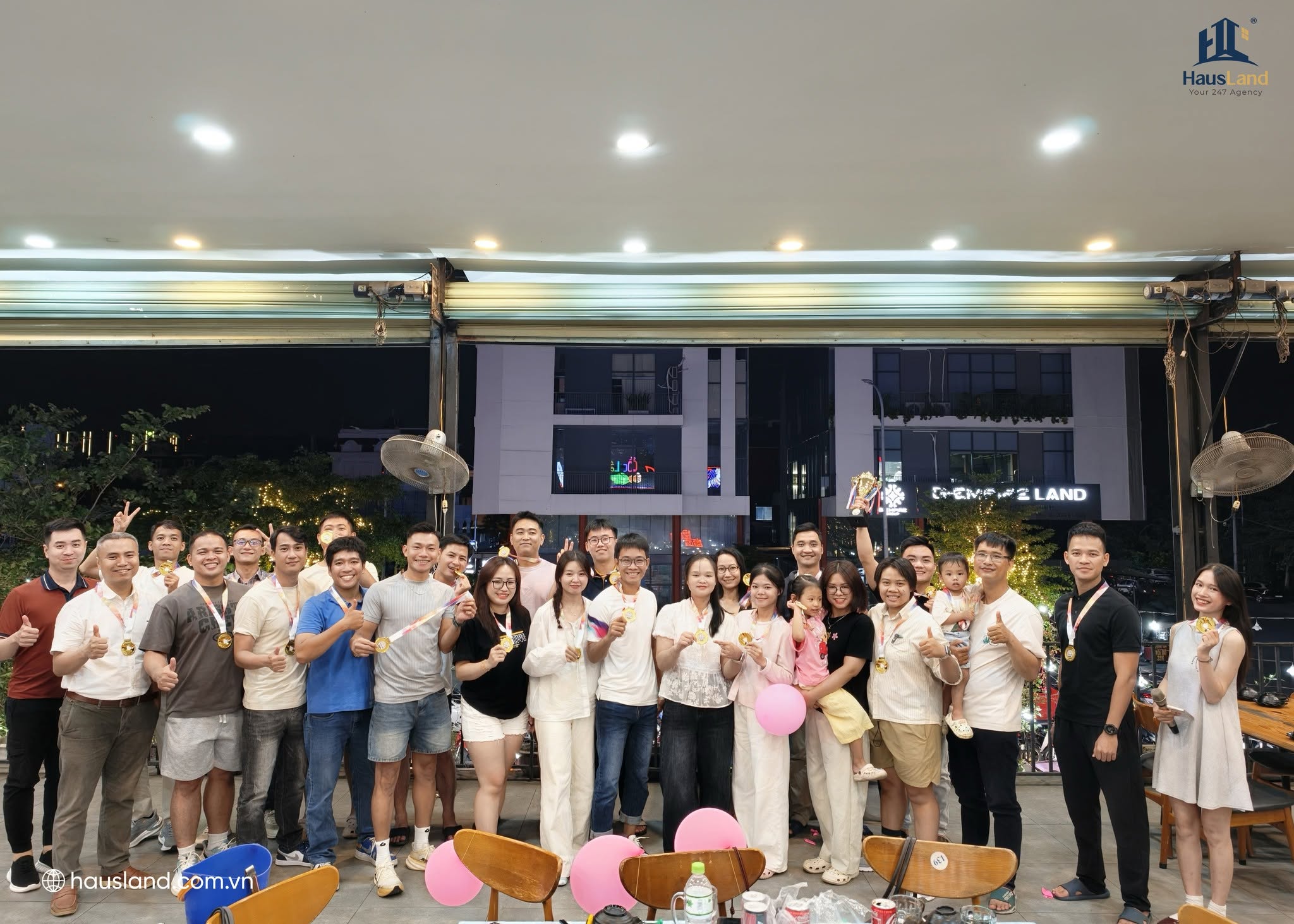 HausLand nhìn lại hành trình 06 năm phát triển: Gắn kết nội lực – Bứt phá thành công 38 Khoảnh khắc kỷ niệm 6 năm thành lập
